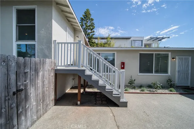 $3,750 | 926 Manhattan Beach Boulevard, Manhattan Beach, CA 90266
