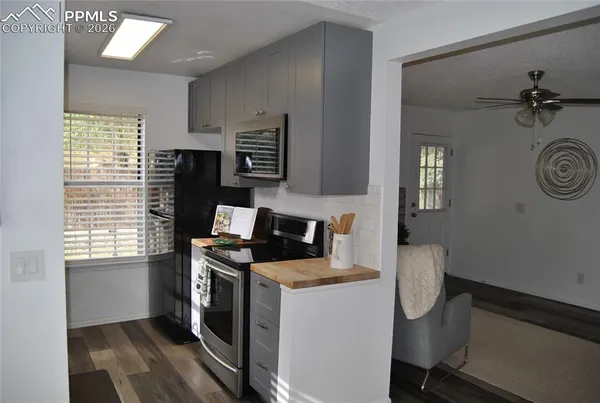 $260,000 | 2105 Troy Court, Colorado Springs, CO 80918
