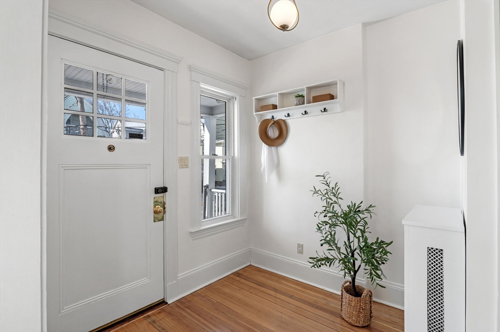 9 Lloyd Road, Unit 9 Watertown, MA 02472 - Photo 7 of 29 Gallery Image 7