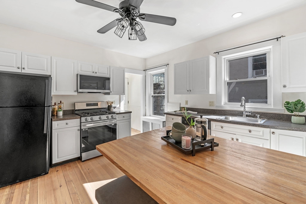 9 Lloyd Road, Unit 9 Watertown, MA 02472 - Photo 9 of 29 Gallery Image 9