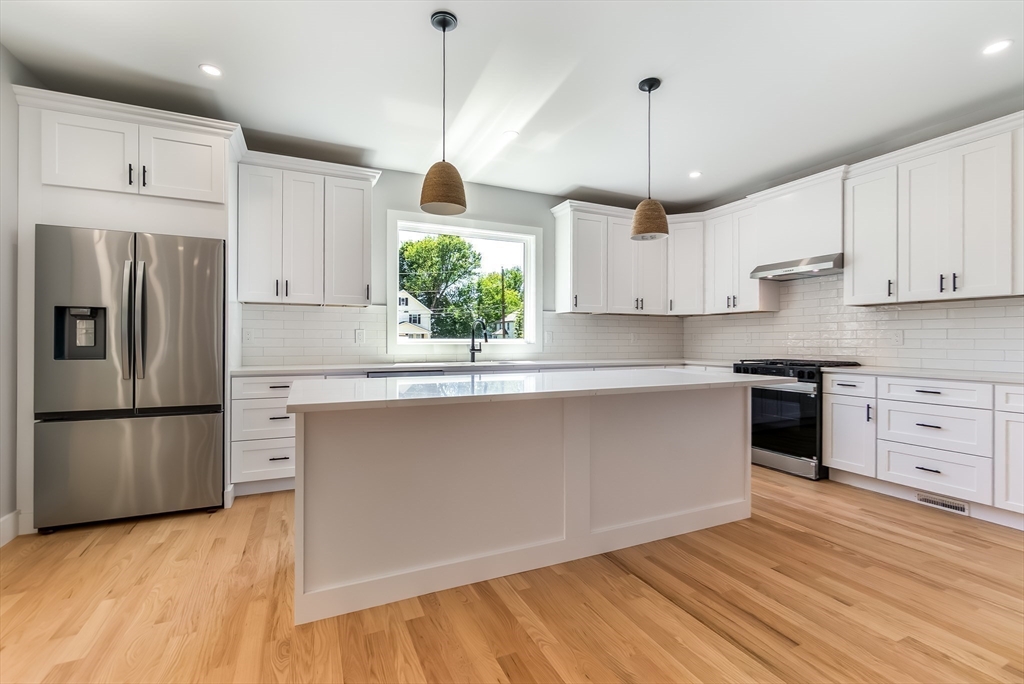 15 Foss Road, Unit A Framingham, MA 01702 - Photo 10 of 36