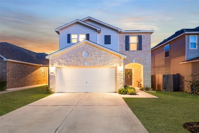 $2,300 | 6317 Conestoga Wagon Way, Del Valle, TX 78617