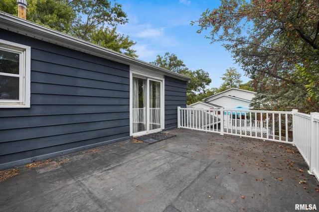 $199,900 | 1900 St Clair Drive, Pekin, IL 61554