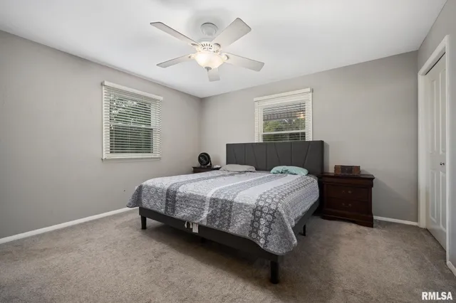 $199,900 | 1900 St Clair Drive, Pekin, IL 61554