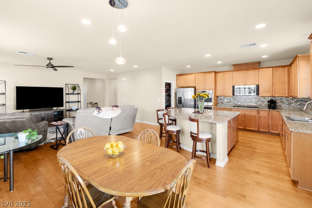 7526 Campbell Ranch Avenue Las Vegas, NV 89179 - Photo 20 of 62