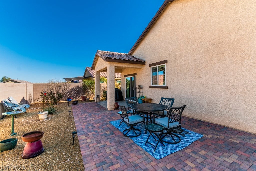 7526 Campbell Ranch Avenue Las Vegas, NV 89179 - Photo 34 of 62