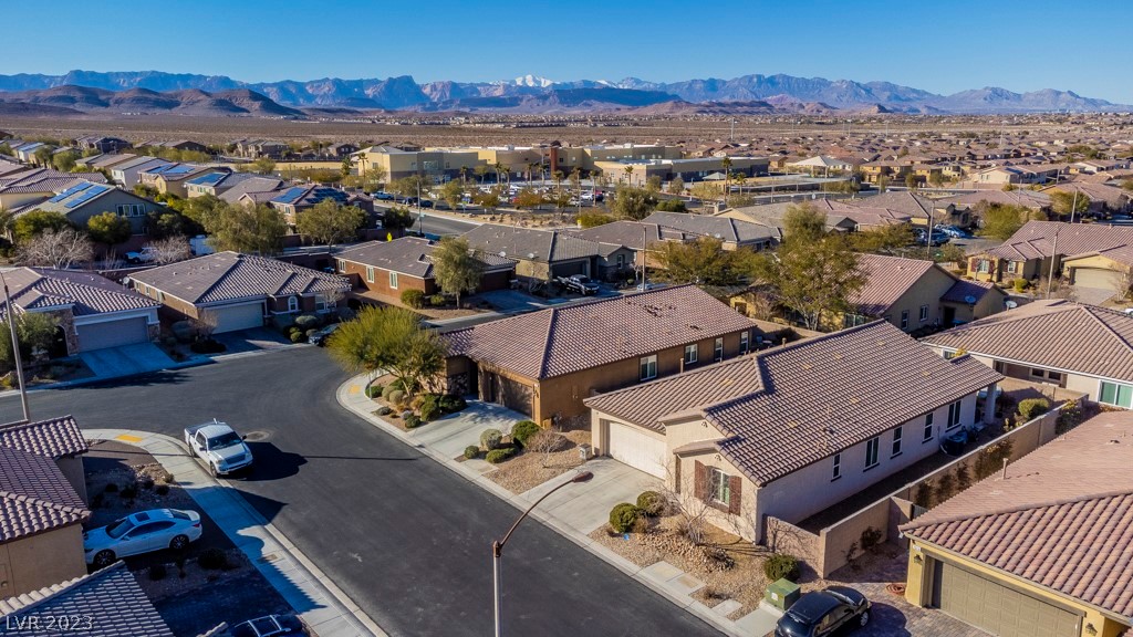 7526 Campbell Ranch Avenue Las Vegas, NV 89179 - Photo 39 of 62