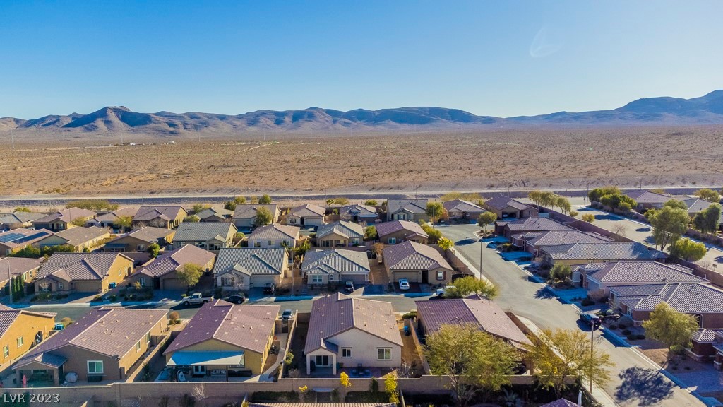 7526 Campbell Ranch Avenue Las Vegas, NV 89179 - Photo 43 of 62