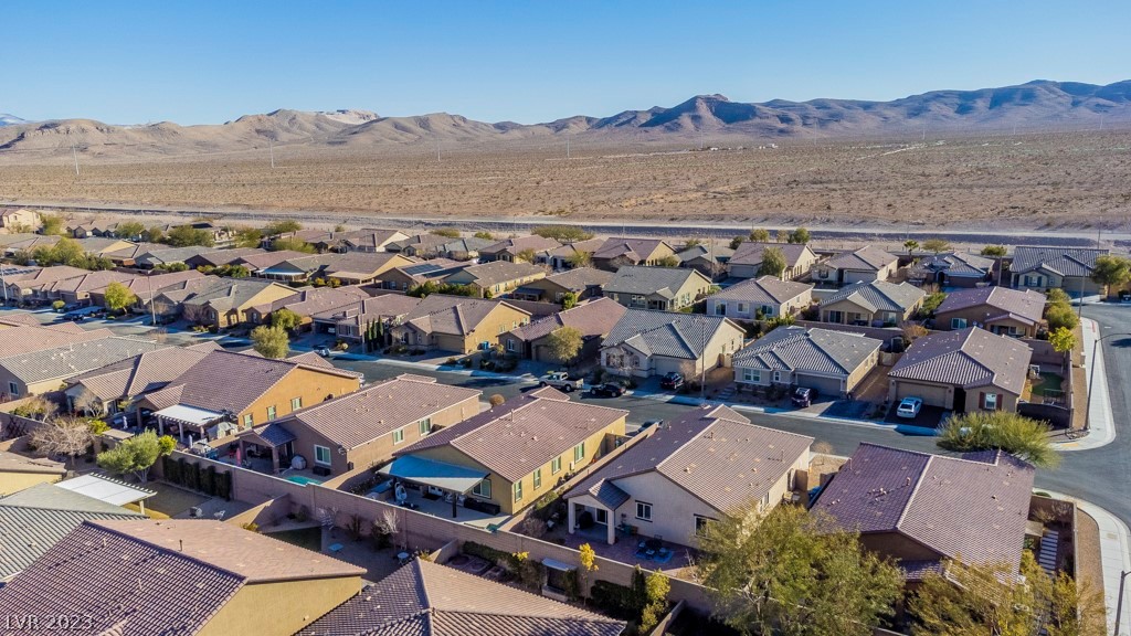 7526 Campbell Ranch Avenue Las Vegas, NV 89179 - Photo 45 of 62