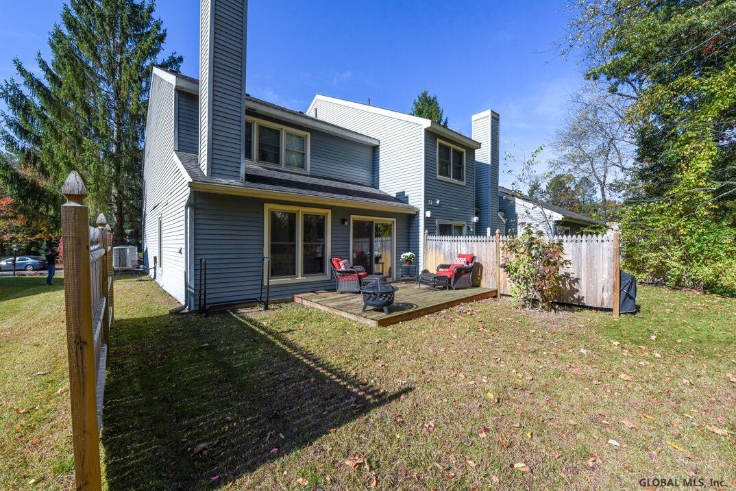 3 Flintlock Lane Halfmoon, NY 12065 - Photo 2 of 20 Photo 2