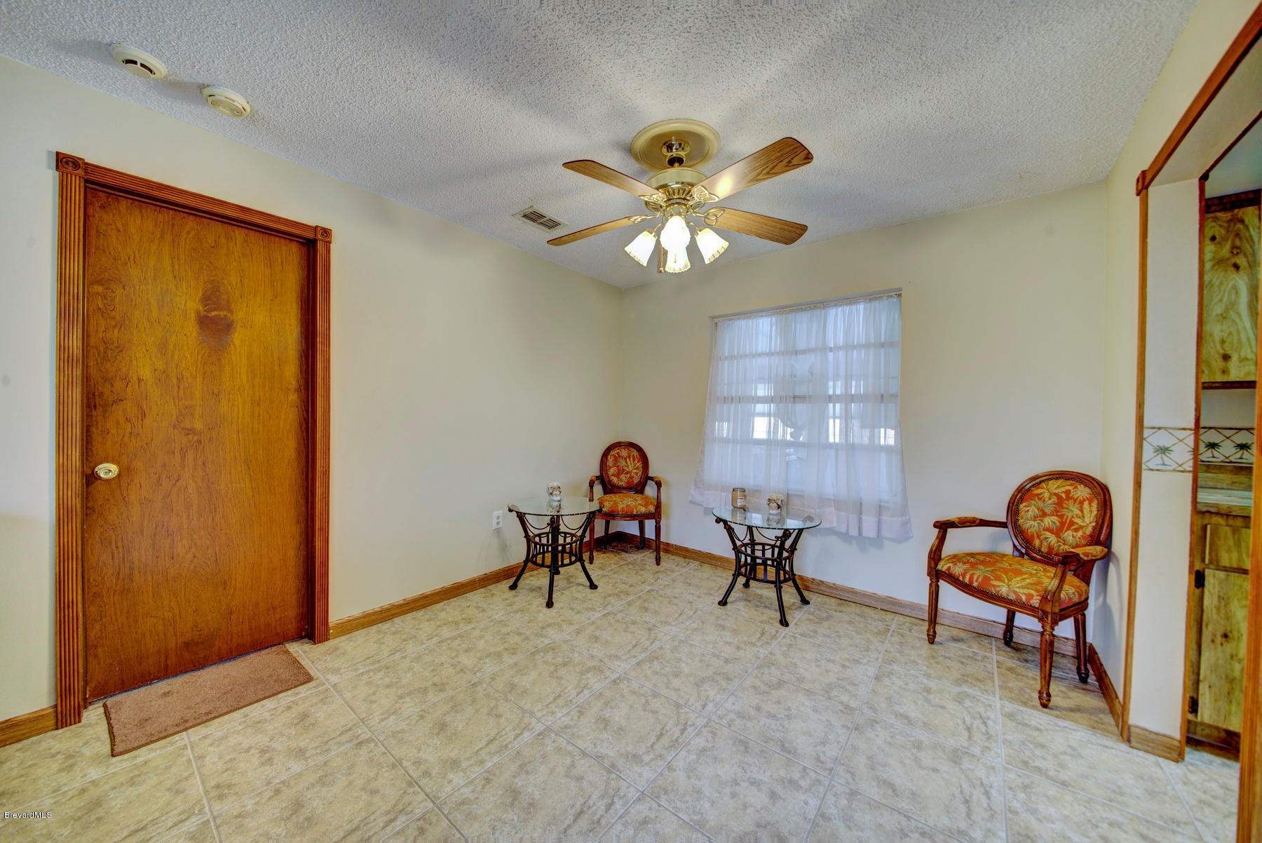 1674 West Shores Road Melbourne, FL 32935 - Photo 9 of 33 Dining Room