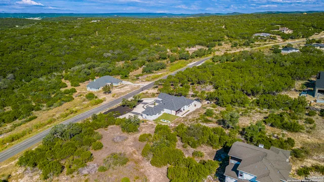 $819,900 | 250 Private Road 2775, Mico, TX 78056