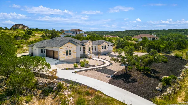 $819,900 | 250 Private Road 2775, Mico, TX 78056