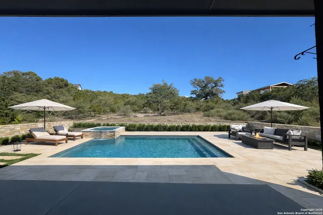 $819,900 | 250 Private Road 2775, Mico, TX 78056