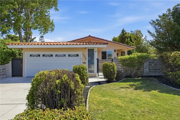 $2,849,000 | 1530 21st Street, Manhattan Beach, CA 90266