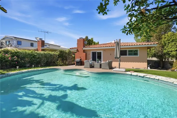 $2,849,000 | 1530 21st Street, Manhattan Beach, CA 90266