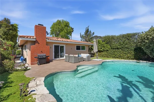 $2,849,000 | 1530 21st Street, Manhattan Beach, CA 90266