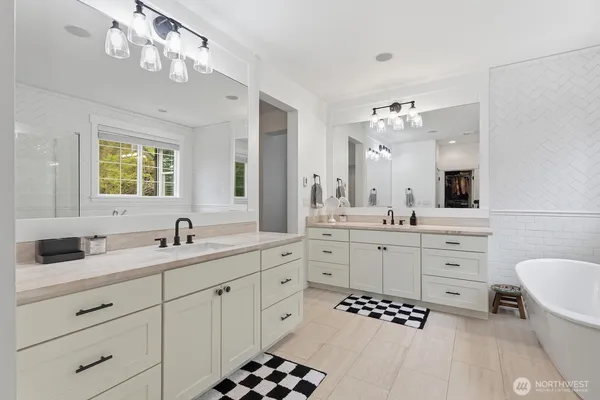 $2,349,000 | 6618 Azalea Way Southeast, Snoqualmie, WA 98065