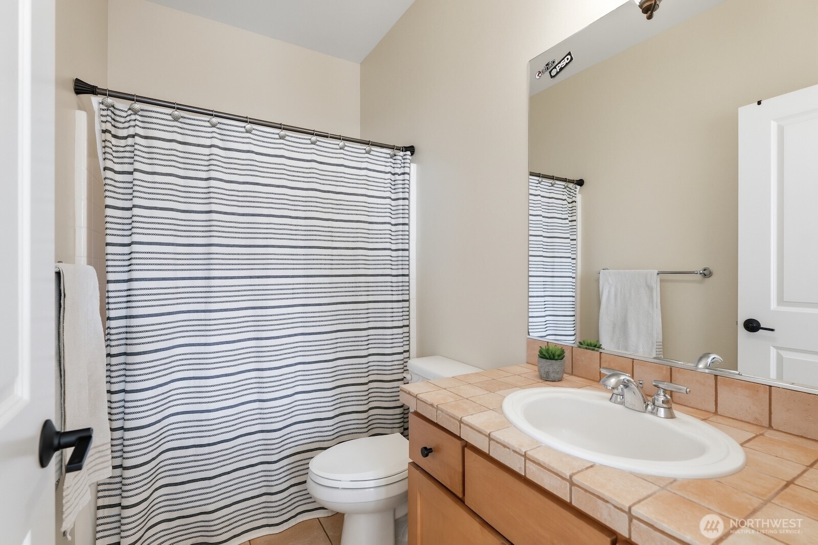 6618 Azalea Way Southeast Snoqualmie, WA 98065 - Photo 26 of 40