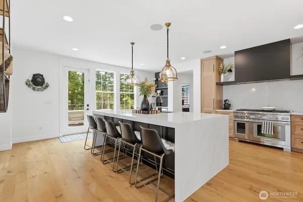 $2,349,000 | 6618 Azalea Way Southeast, Snoqualmie, WA 98065