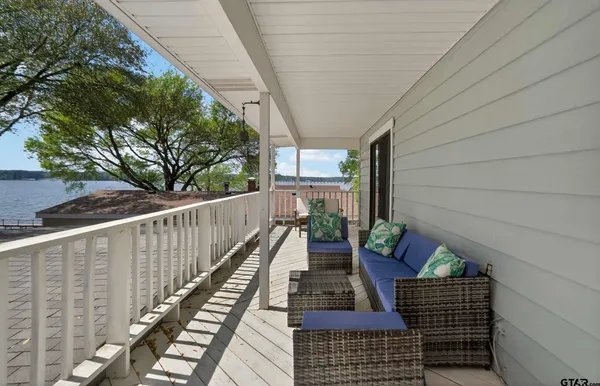 $485,000 | 21308 Southwind Drive, Chandler, TX 75758