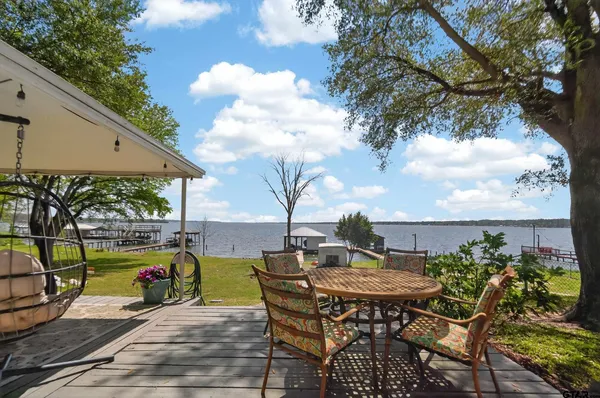 $485,000 | 21308 Southwind Drive, Chandler, TX 75758