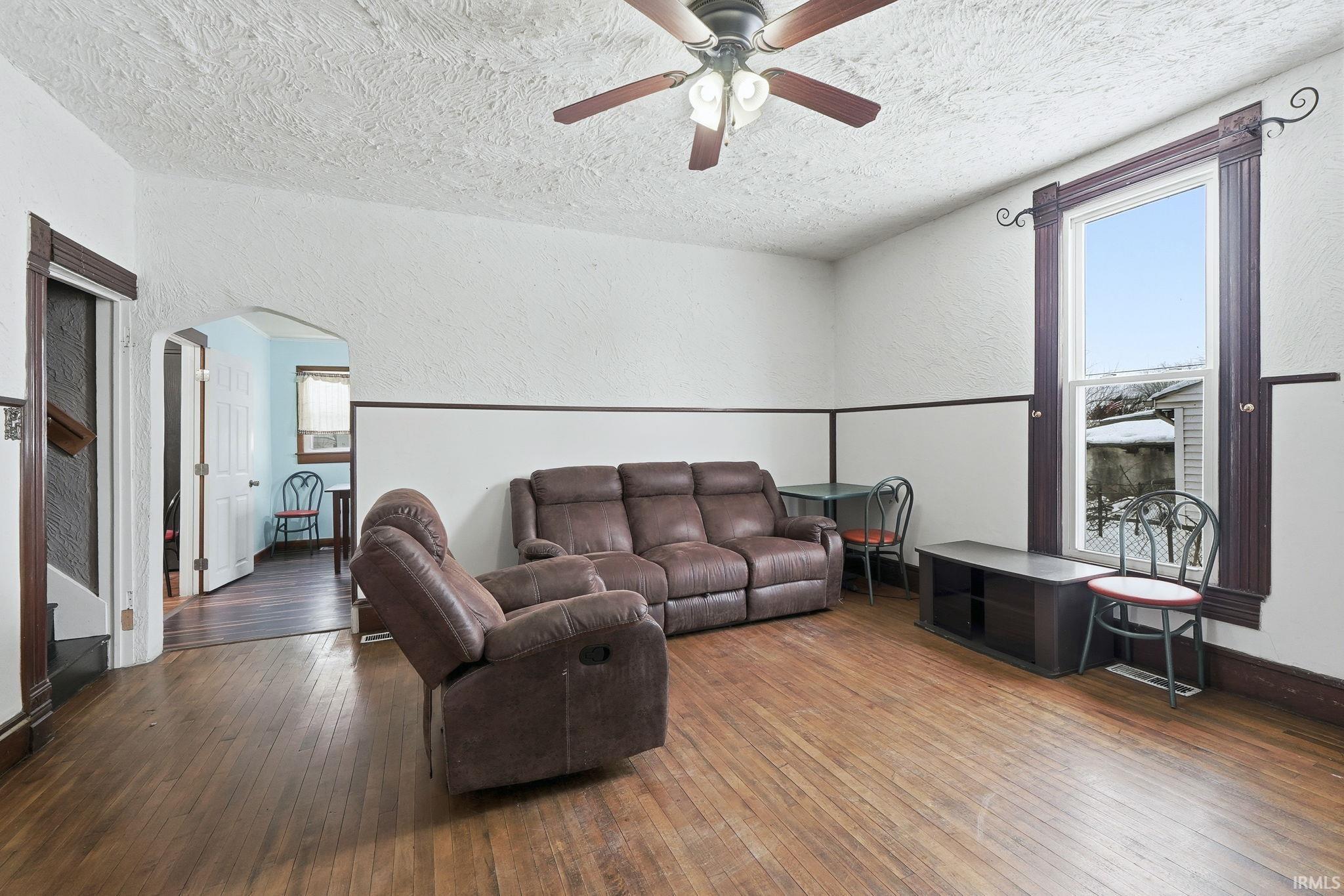 408 Shultz Street Logansport, IN 46947 - Photo 7 of 36