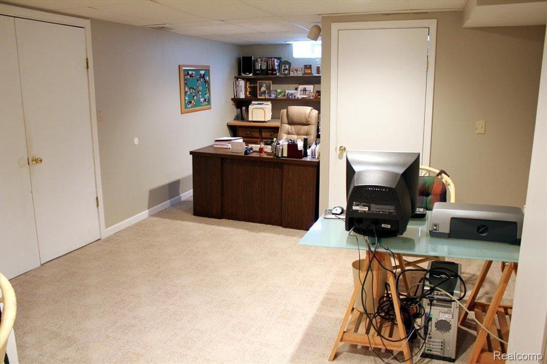 1886 Chelsea Court Rochester, MI 48306 - Photo 20 of 25 Finished Basement