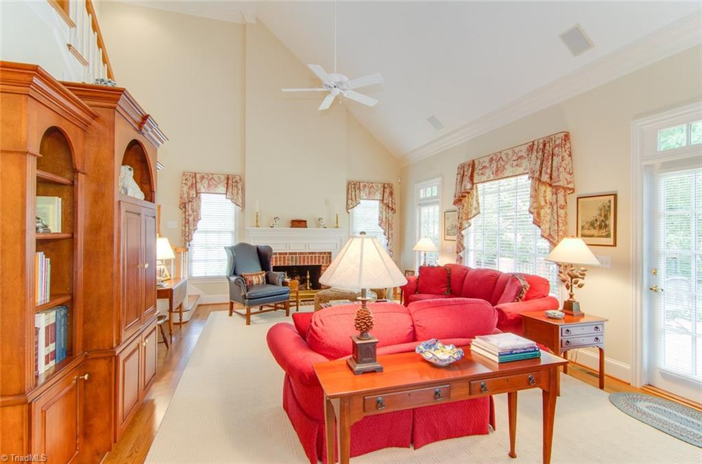 1313 Georgetown Court High Point, NC 27262 - Photo 14 of 30 Gallery Image 14