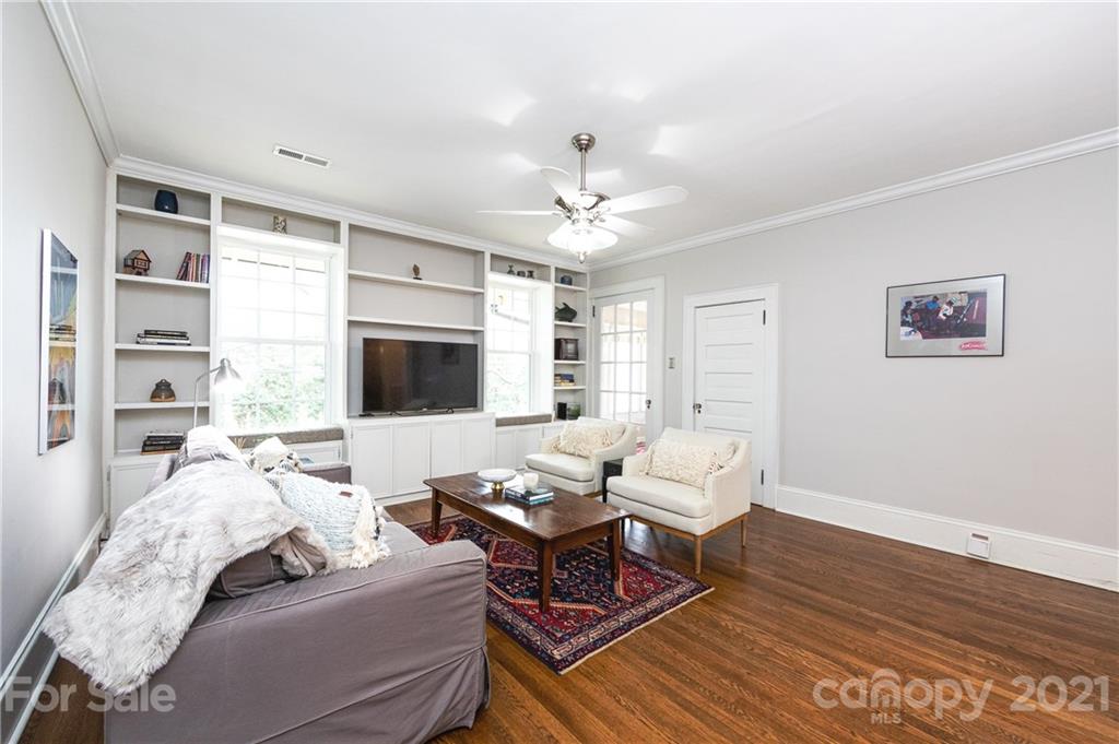 222 Providence Road Charlotte, NC 28207 - Photo 6 of 32 Gallery Image 6