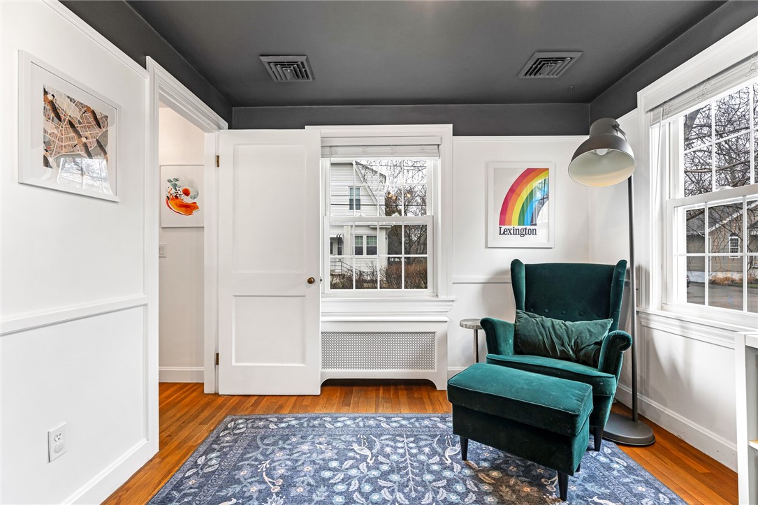 28 Rosegarden Street Warwick, RI 02888 - Photo 18 of 33