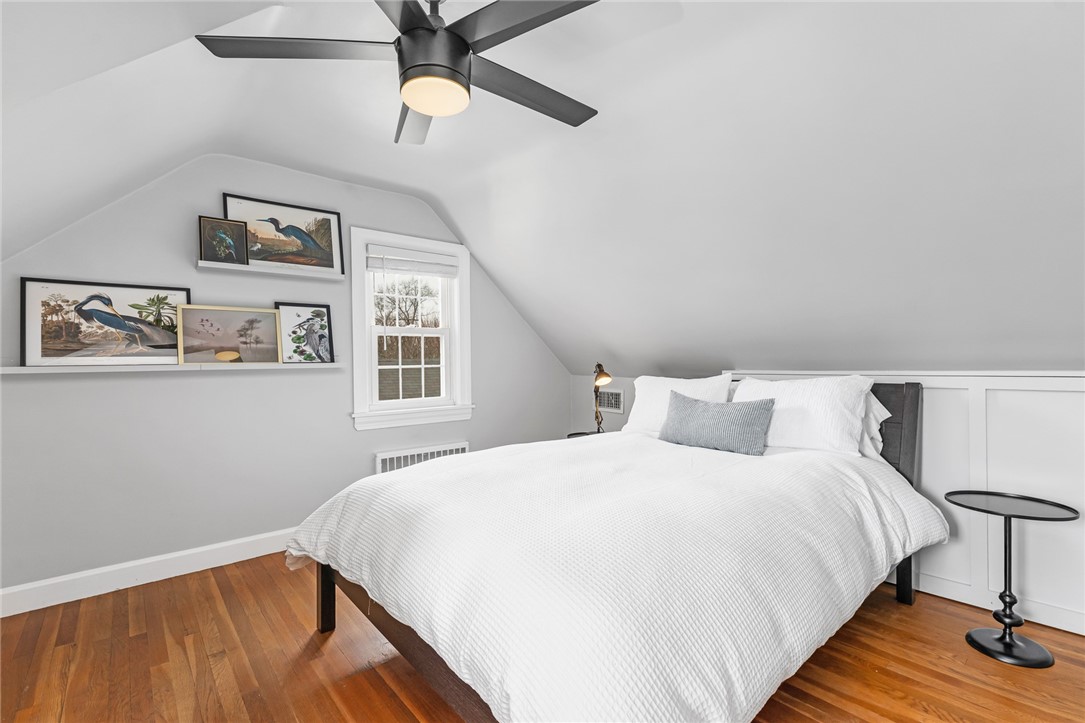 28 Rosegarden Street Warwick, RI 02888 - Photo 21 of 33