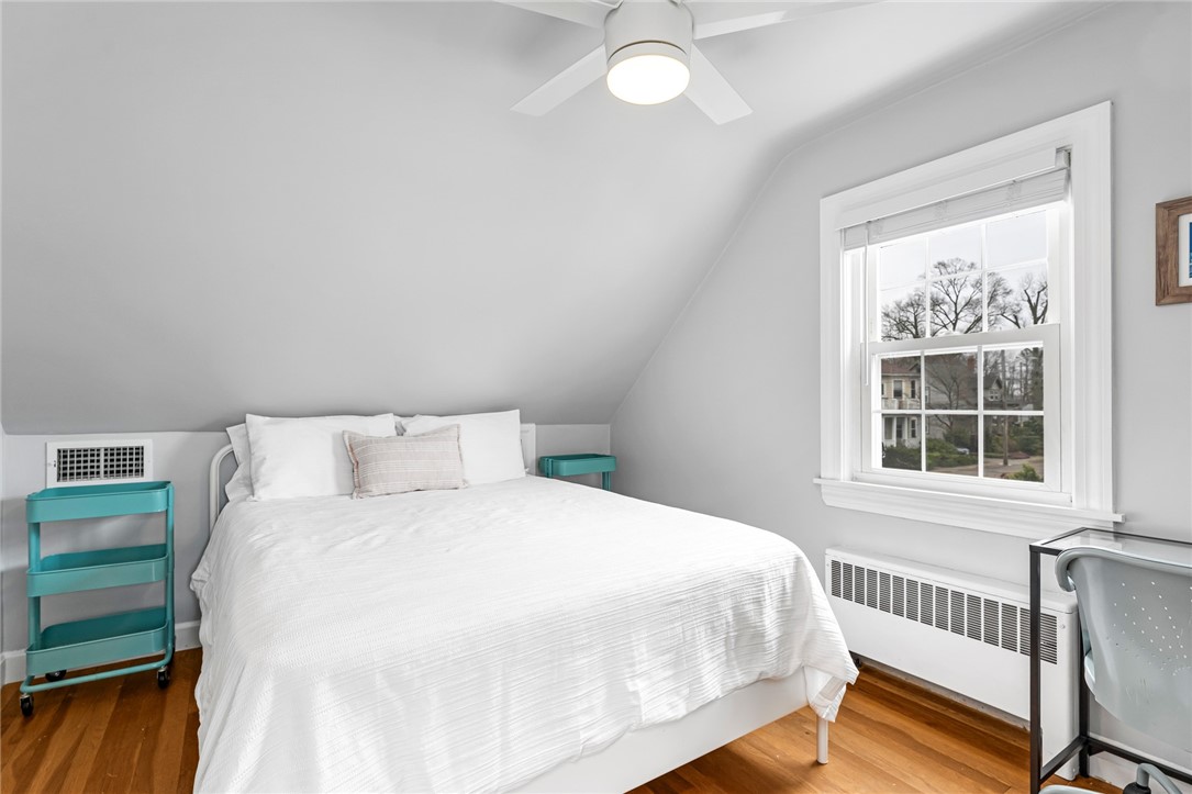 28 Rosegarden Street Warwick, RI 02888 - Photo 24 of 33