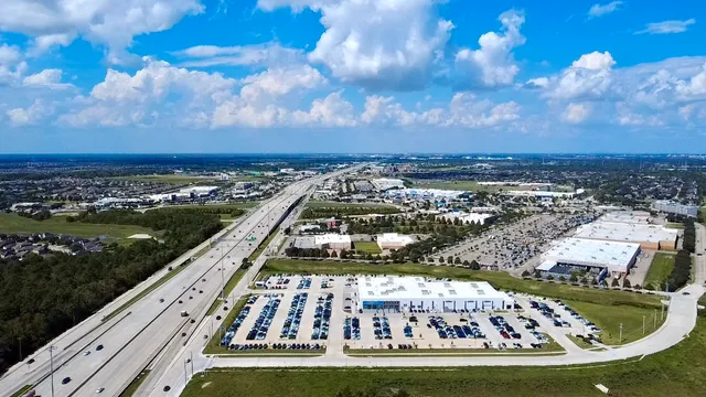 $1,325 | 2501 Gulf Freeway, Unit 260C, Dickinson, TX 77539