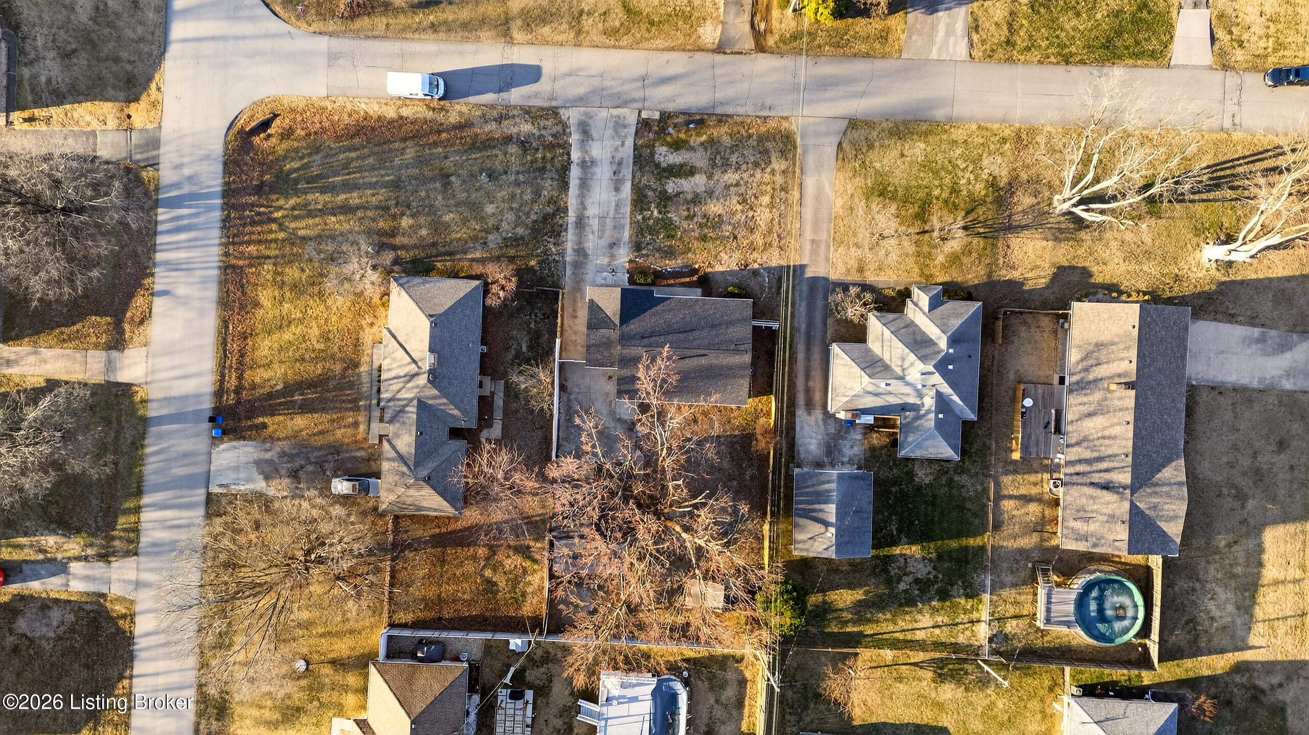 4902 Dee Road Louisville, KY 40219 - Photo 44 of 45 DJI_0057