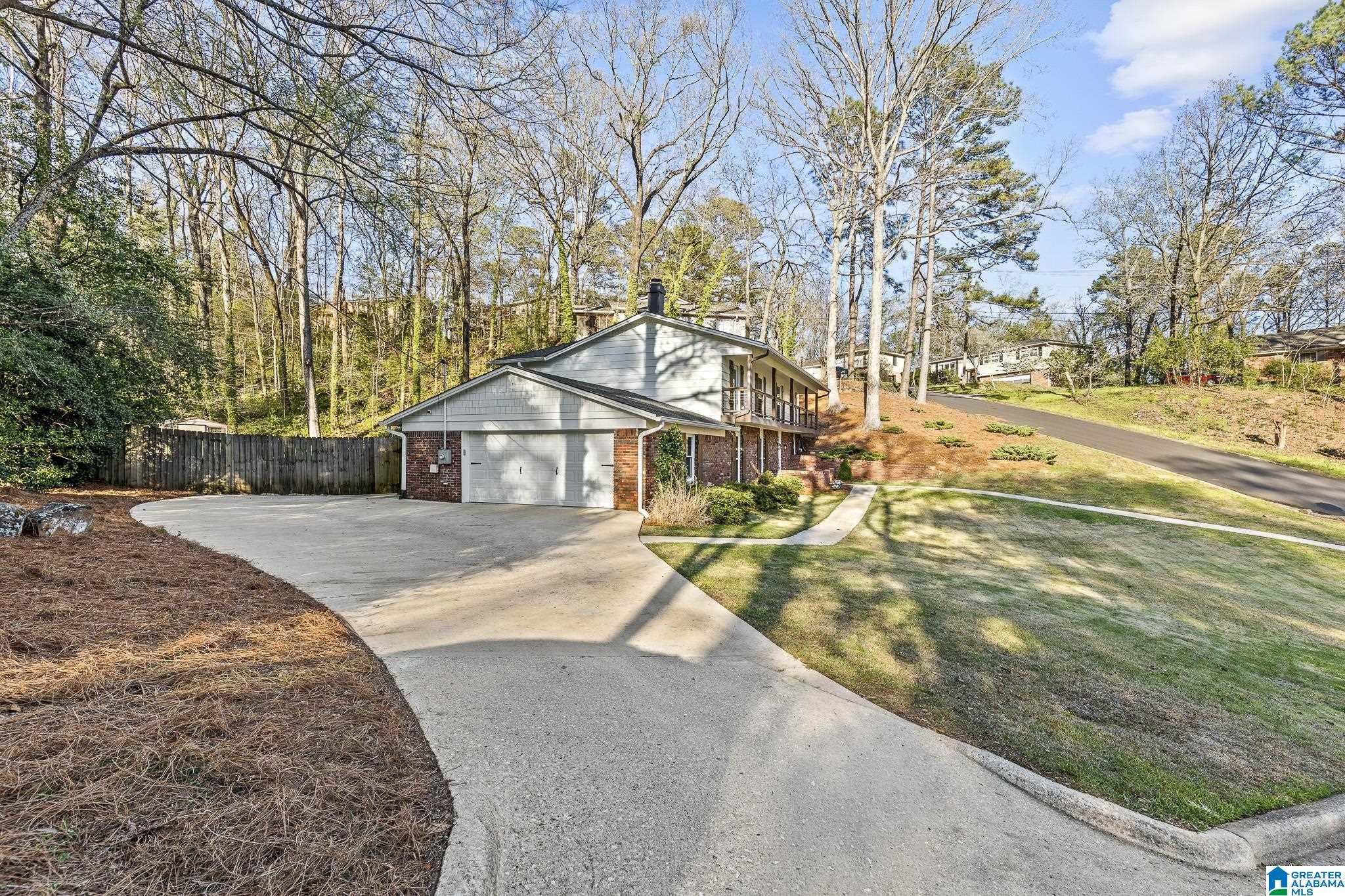1332 Southhall Road Birmingham, AL 35213 - Photo 5 of 50