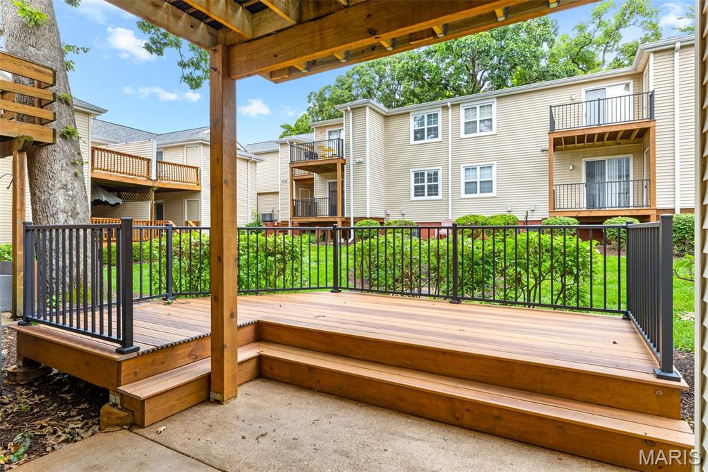 8929 Cardinal Terrace St. Louis, MO 63144 - Photo 18 of 43
