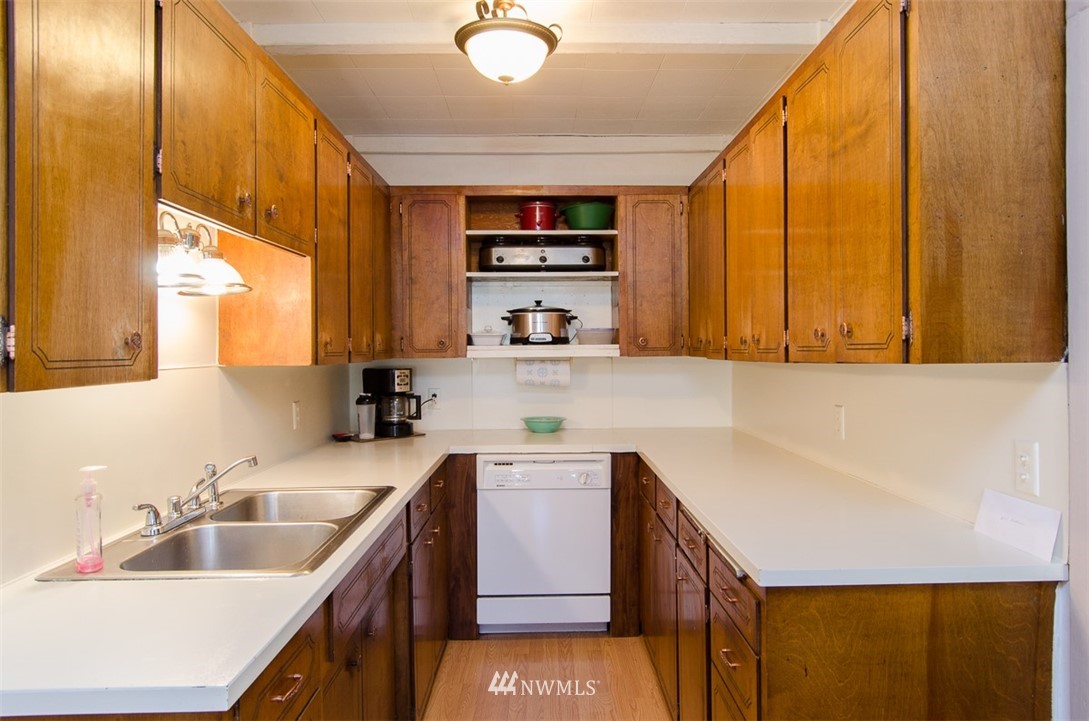 2002 Spring Road Shelton, WA 98584 - Photo 10 of 22 Gallery Image 10