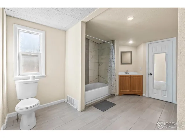 $320,000 | 712 East 6th Avenue, Fort Morgan, CO 80701