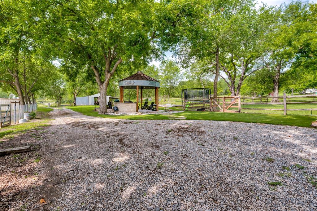 274 Yowell Hill Road Whitewright, TX 75491 - Photo 25 of 26