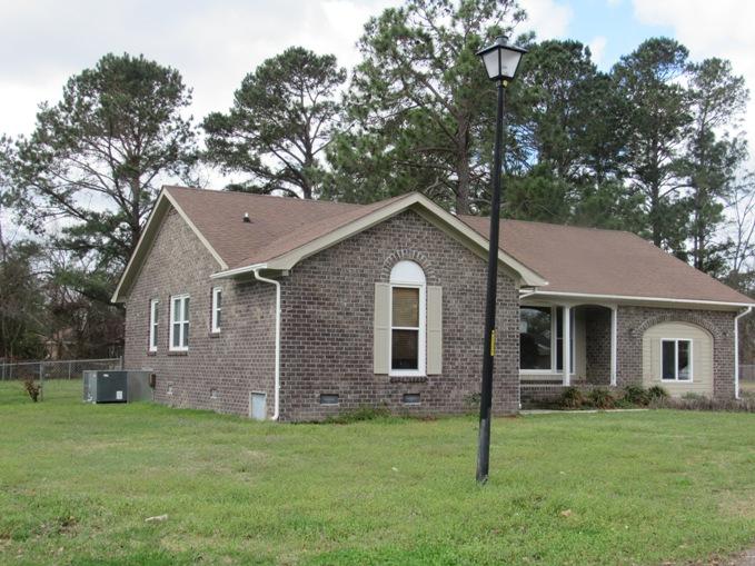 127 Marion Road Summerville, SC 29486 - Photo 2 of 43 marion lampton tupelossss 071