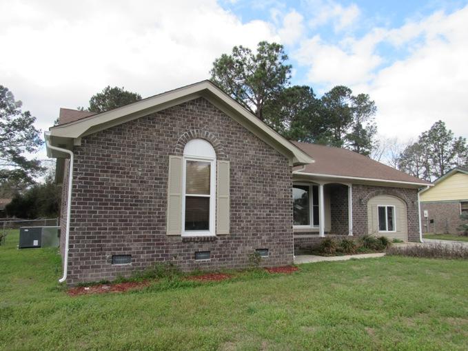 127 Marion Road Summerville, SC 29486 - Photo 3 of 43 marion lampton tupelossss 075