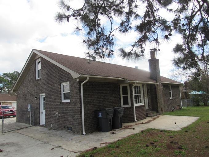 127 Marion Road Summerville, SC 29486 - Photo 7 of 43 marion lampton tupelossss 080