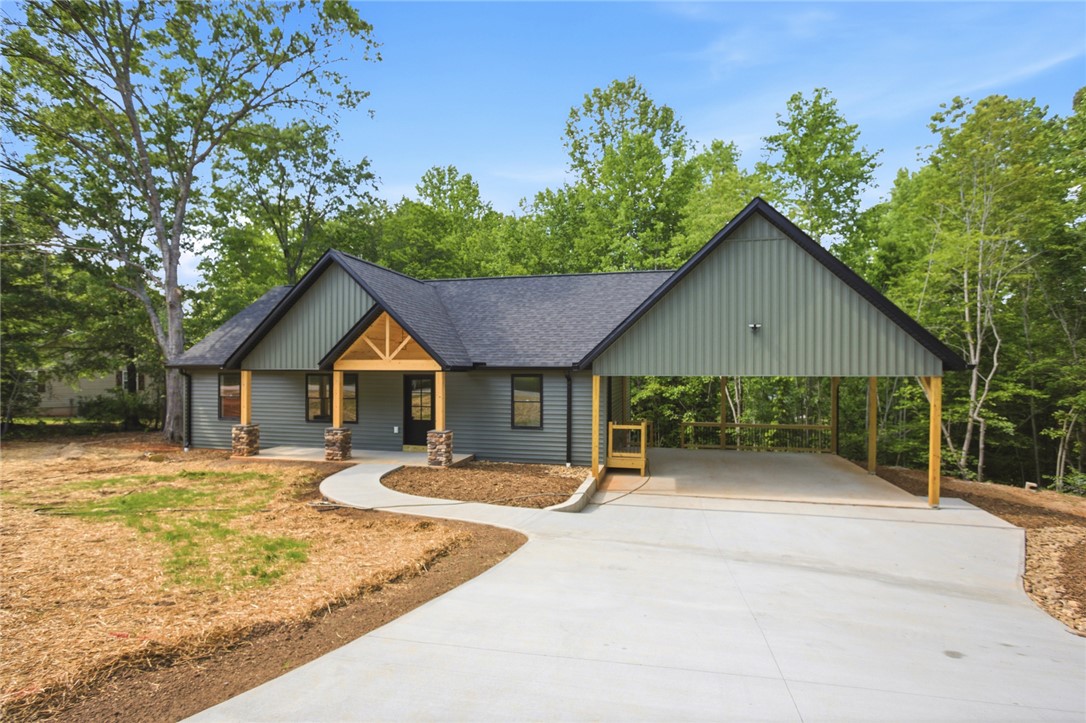 209 Castlebrook Drive Walhalla, SC 29691 - Photo 2 of 28
