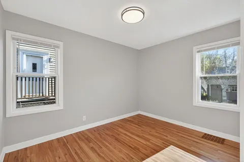 $325,000 | 2747 Jersey Avenue South, St. Louis Park, MN 55426
