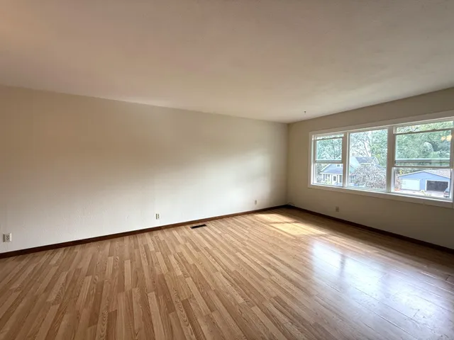 $284,900 | 1920 Bellevue Avenue, Eau Claire, WI 54703