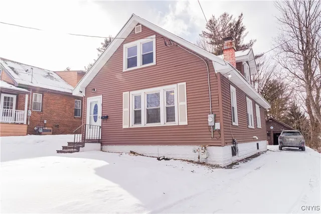 $235,000 | 1 Paulevan Place, New Hartford, NY 13413