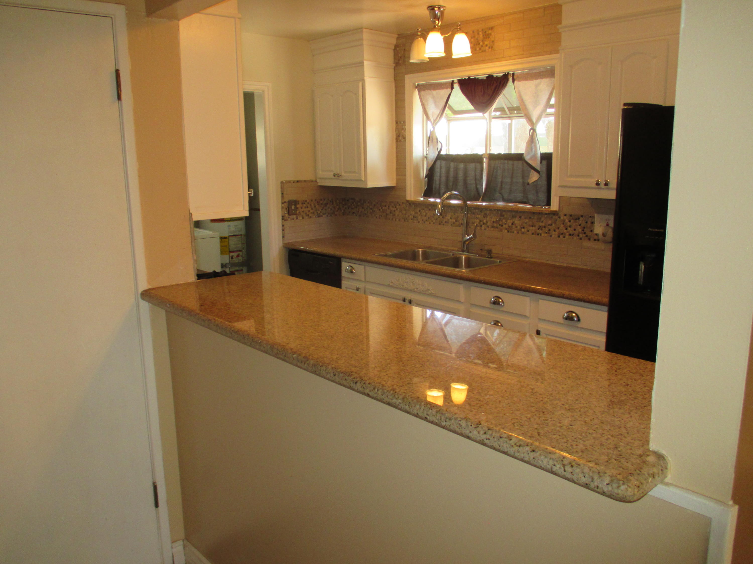 45442 Raysack Avenue Lancaster, CA 93535 - Photo 3 of 19 Raysack 160