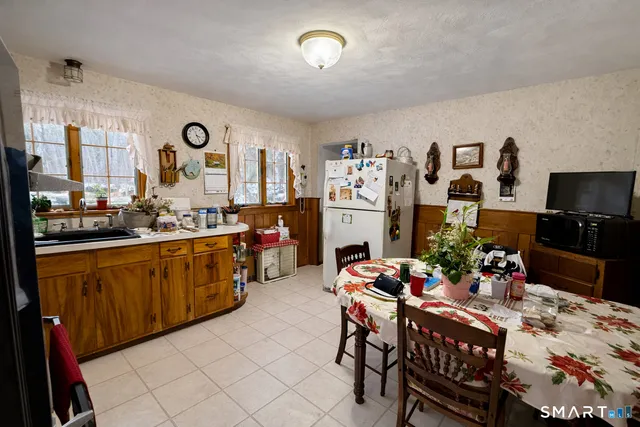 $300,000 | 303 Bulkeley Hill Road, Colchester, CT 06415