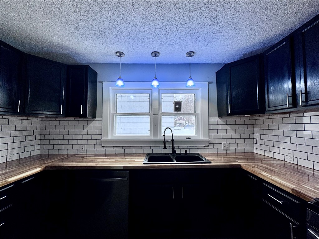 24 Sergeant Street Sodus, NY 14551 - Photo 5 of 22